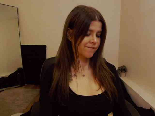 AryaJoliee webcam