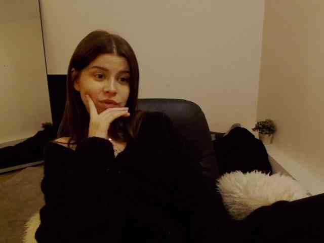 AryaJoliee webcam