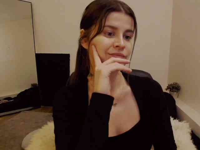 AryaJoliee webcam