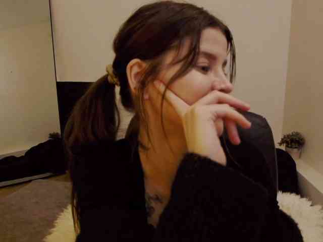 AryaJoliee webcam