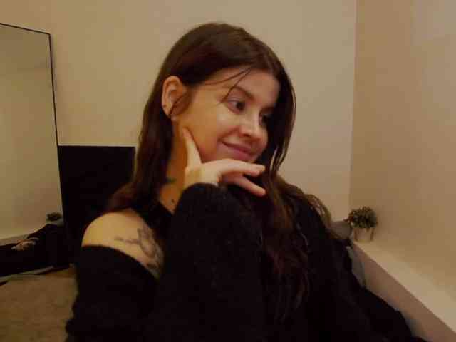 AryaJoliee webcam