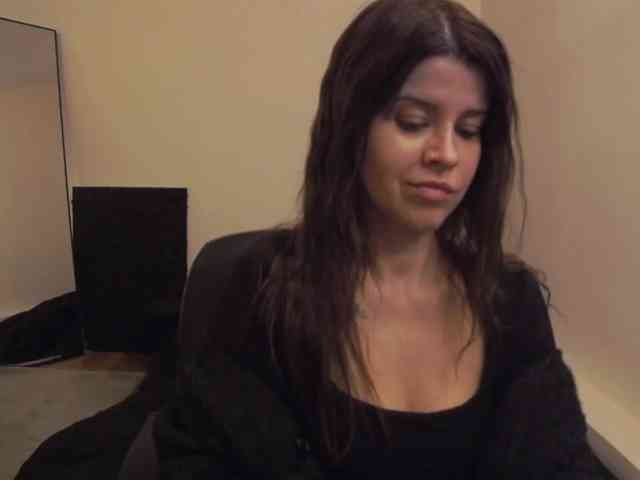 AryaJoliee