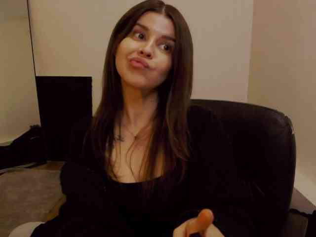 AryaJoliee webcam