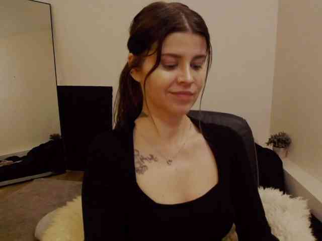 AryaJoliee webcam