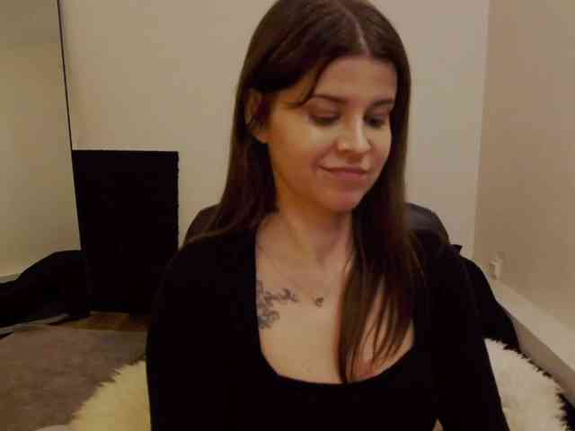 AryaJoliee webcam