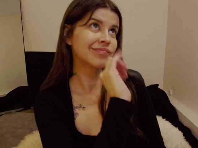 AryaJoliee webcam