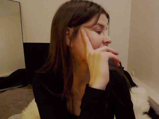 AryaJoliee webcam
