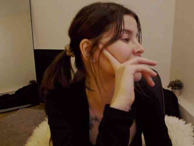 AryaJoliee webcam
