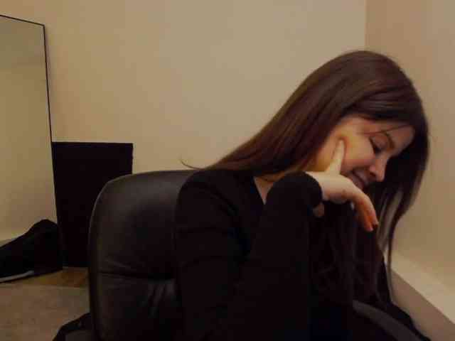 AryaJoliee webcam