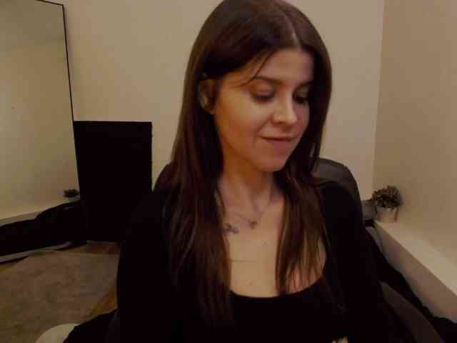 AryaJoliee webcam