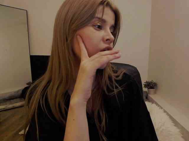 Modelo: AryaNoiree