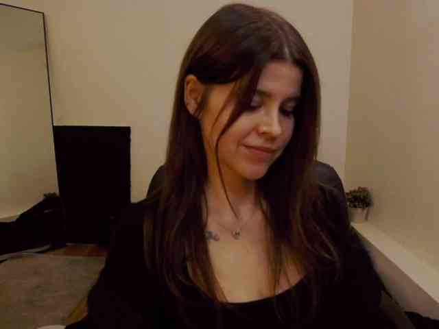 AryaJoliee webcam