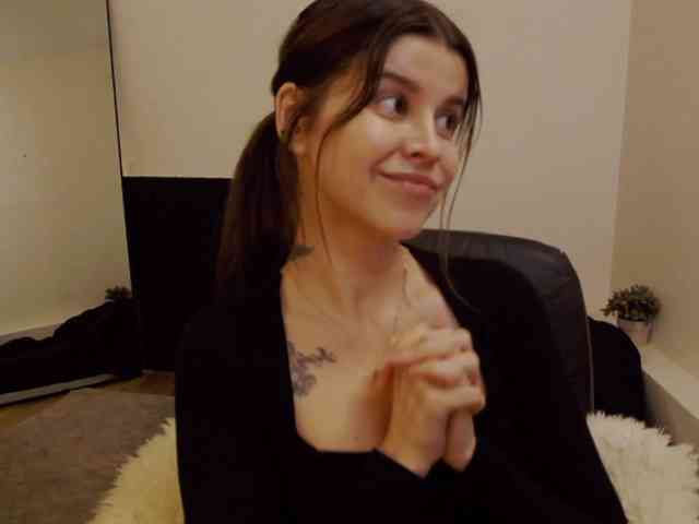 AryaJoliee webcam