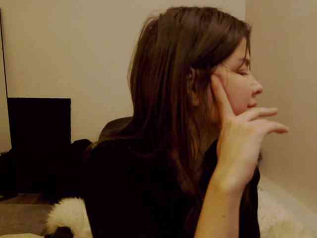 AryaJoliee