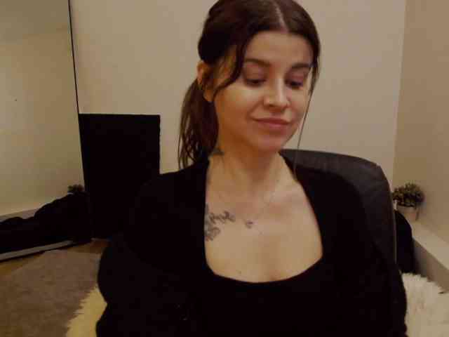 AryaJoliee webcam