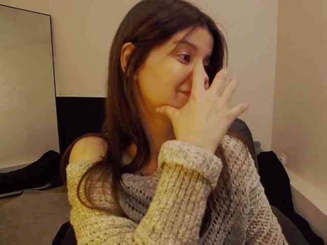 AryaJoliee