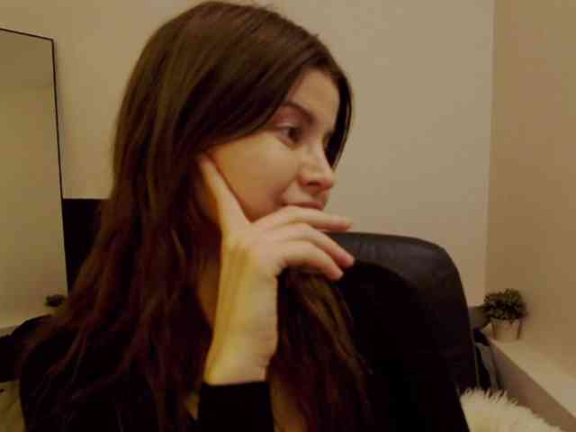 AryaJoliee webcam