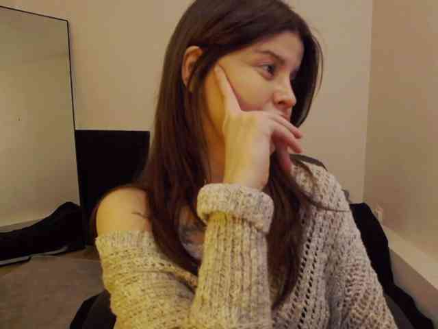 AryaJoliee webcam
