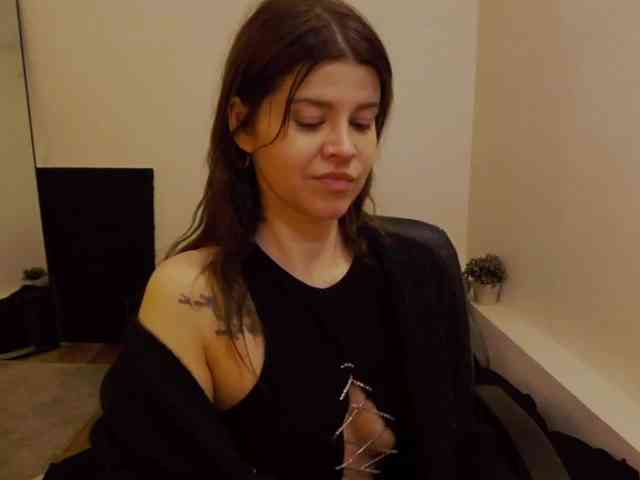 AryaJoliee webcam