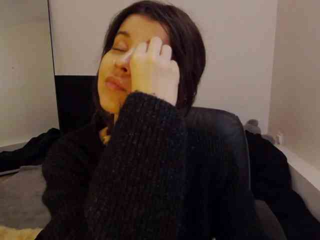 AryaJoliee
