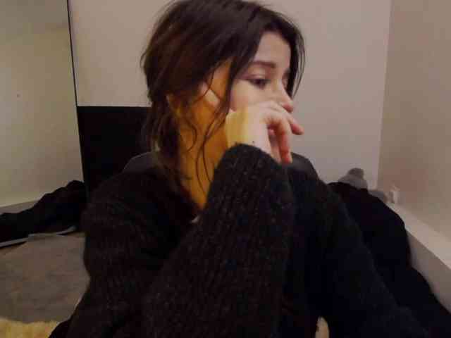 AryaJoliee