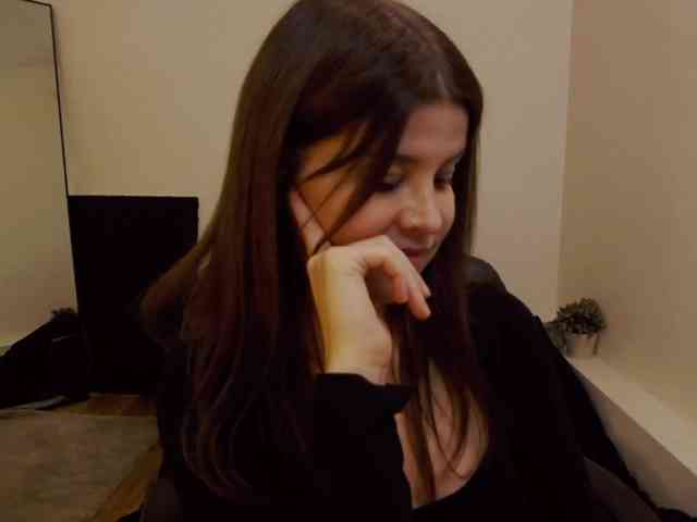 AryaJoliee webcam