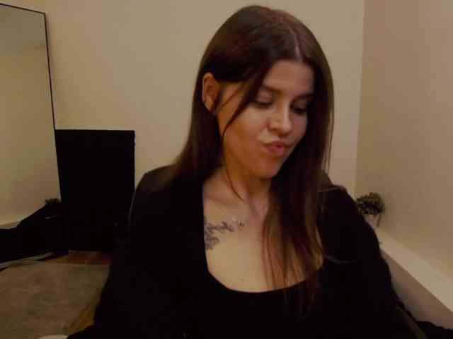 AryaJoliee webcam