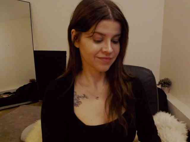 AryaJoliee webcam