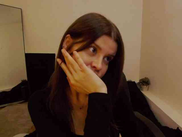 AryaJoliee webcam