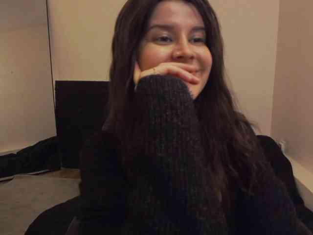 Modelo: AryaJoliee