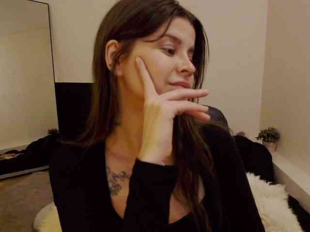AryaJoliee webcam