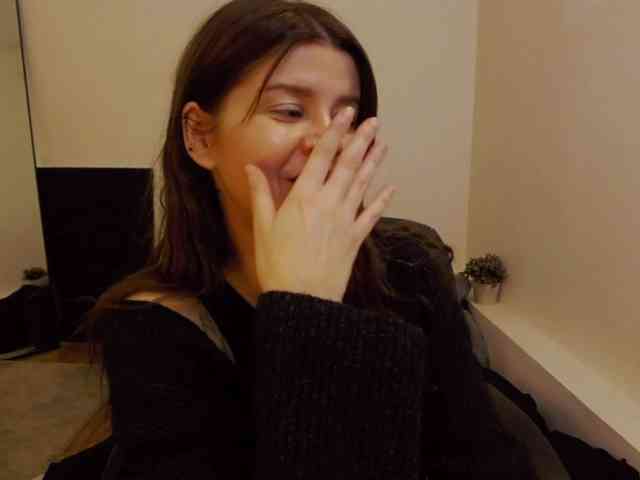 AryaJoliee webcam