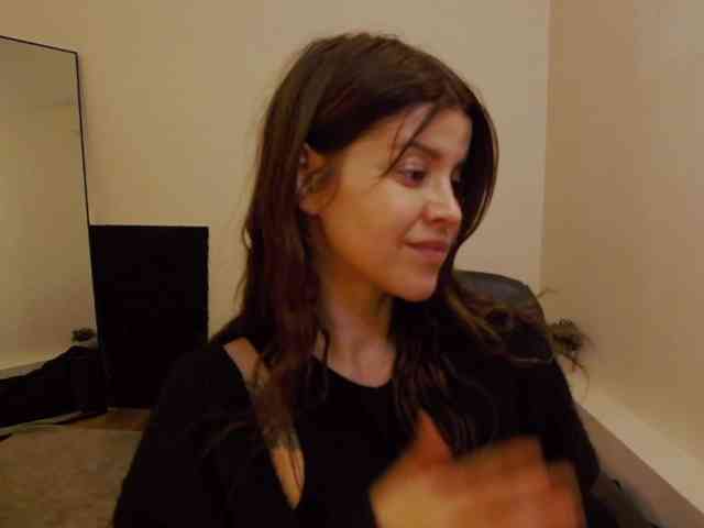 AryaJoliee webcam