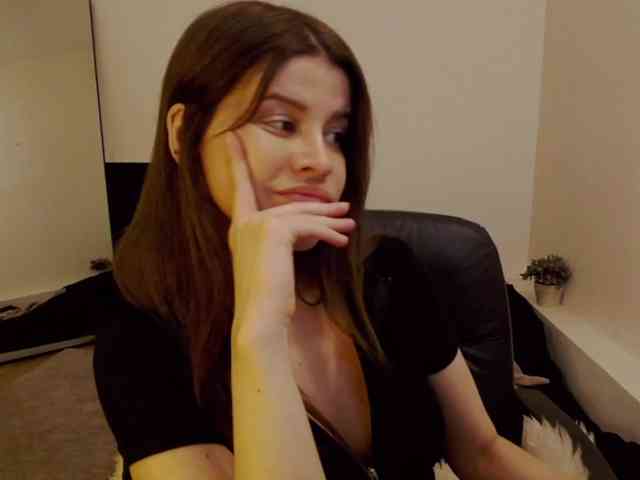 Modelo: AryaJoliee