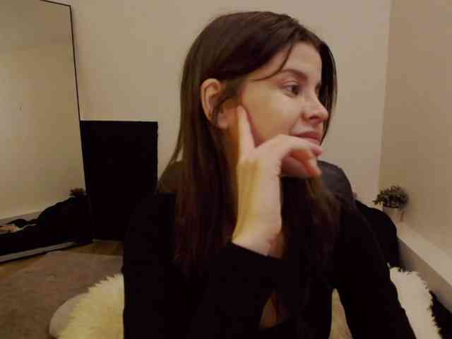 AryaJoliee webcam