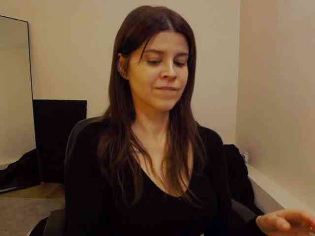 AryaJoliee webcam