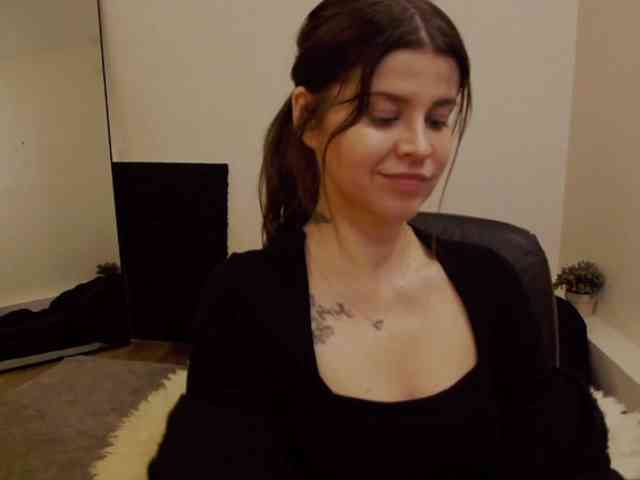 AryaJoliee webcam