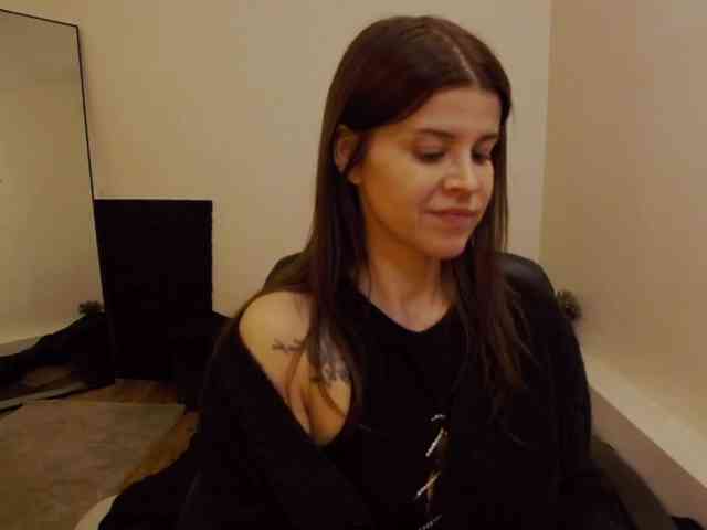 AryaJoliee webcam