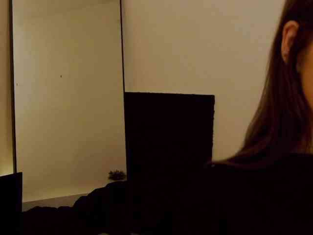 AryaJoliee webcam