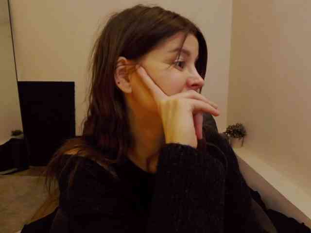AryaJoliee webcam