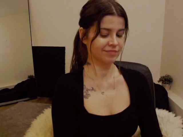 AryaJoliee webcam
