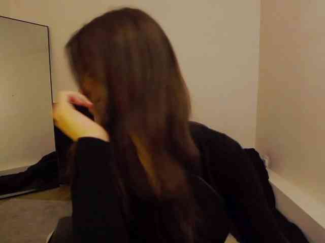 AryaJoliee webcam