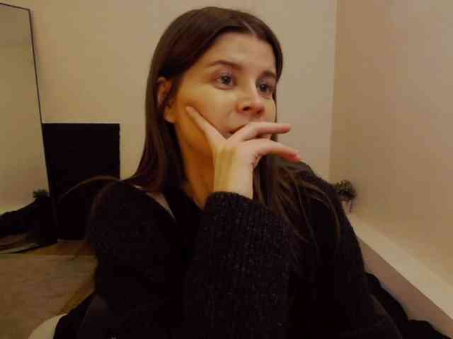 AryaJoliee webcam