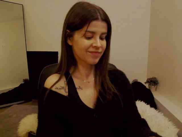 AryaJoliee webcam