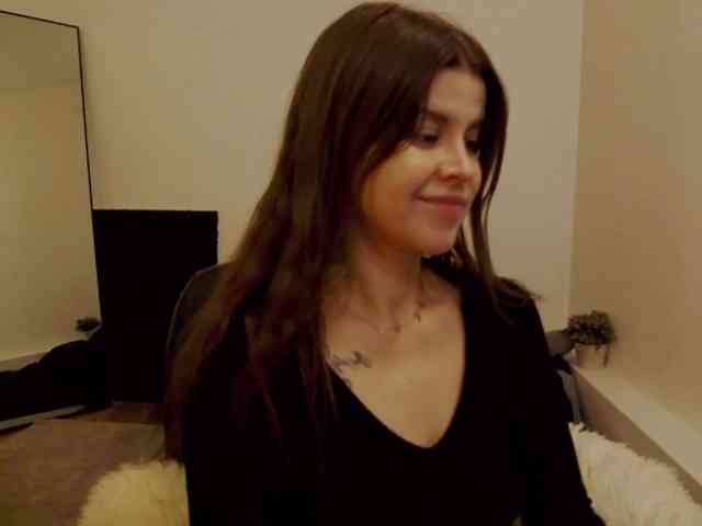 AryaJoliee webcam