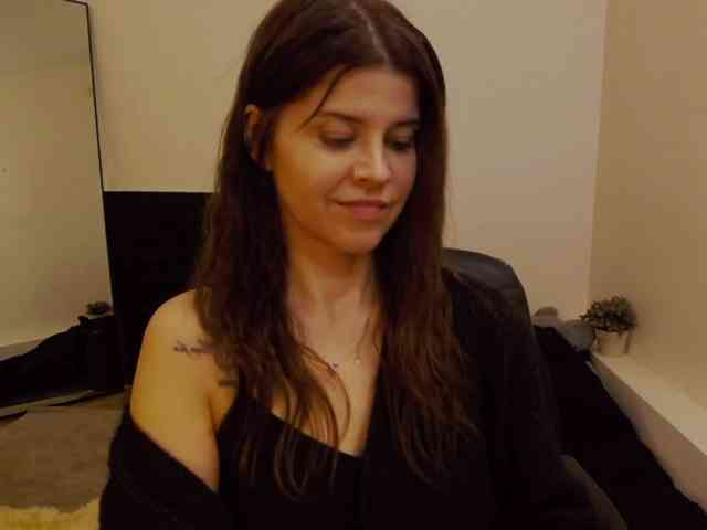 AryaJoliee webcam
