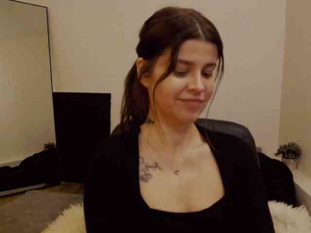 AryaJoliee webcam