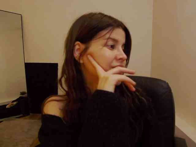 AryaJoliee webcam