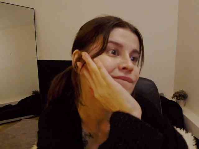 AryaJoliee webcam
