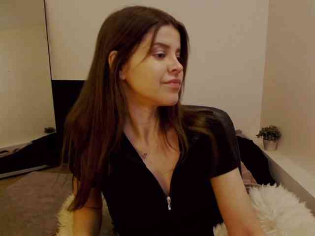 AryaJoliee webcam